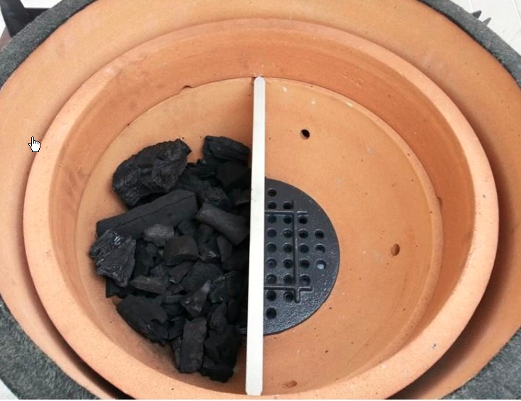 Big Joe® Ceramic Firebox Divider - Kamado Joe