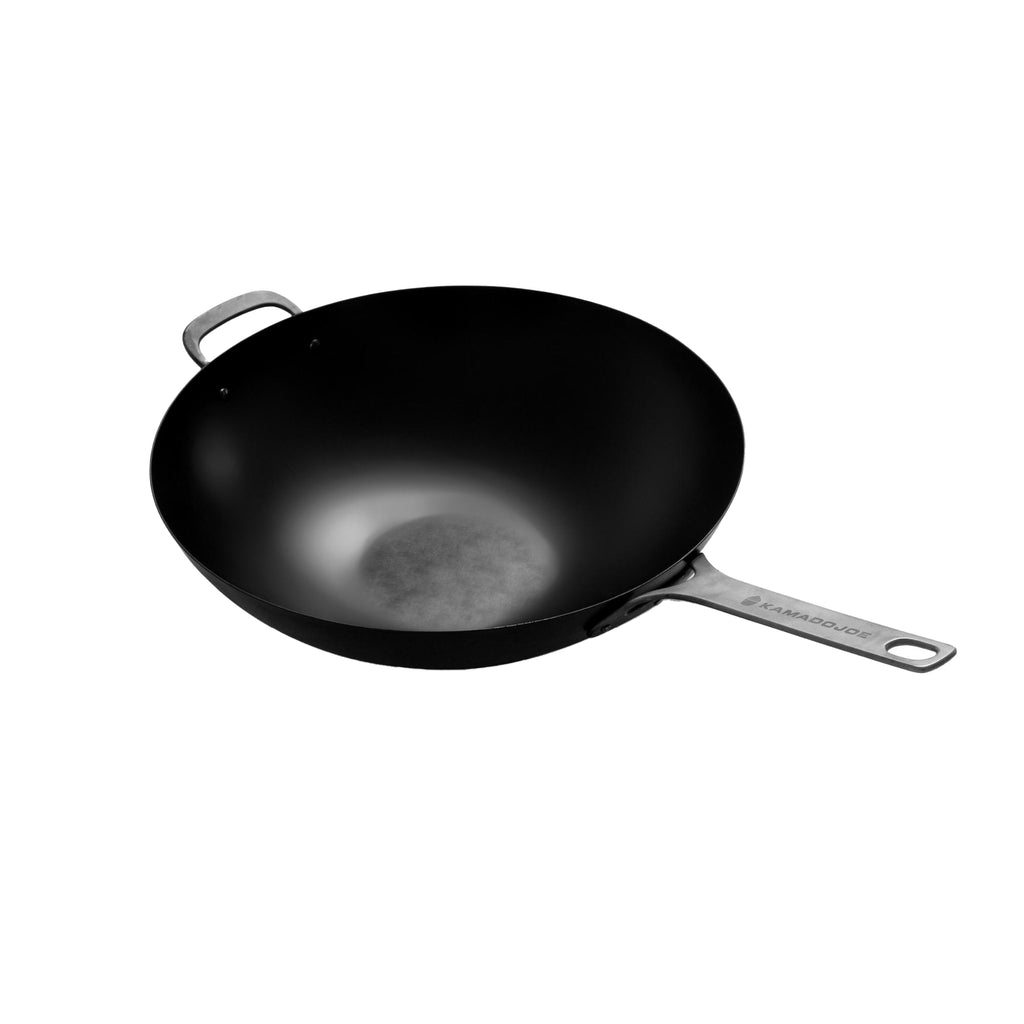 Karbon Steel Wok with loop handle on one side and straight handle on the other